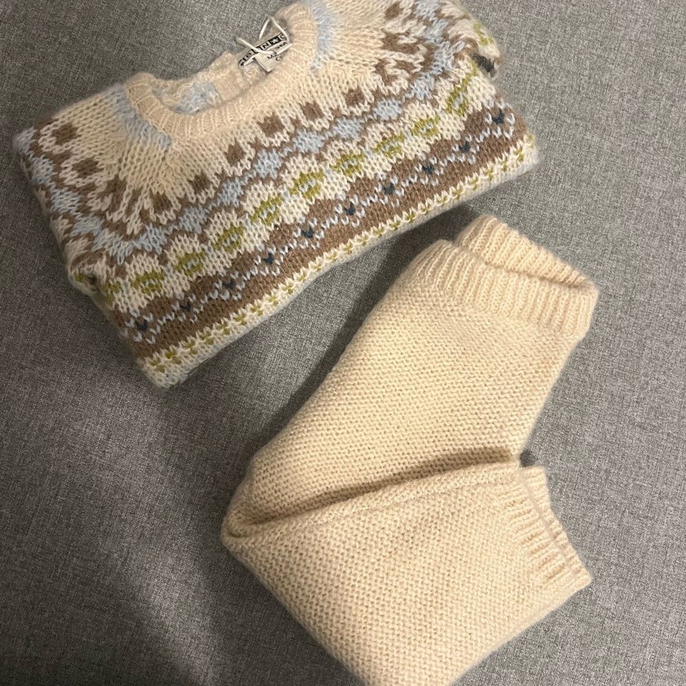 NWT Bonton 2 piece sweater set size 3M